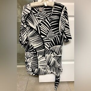 Chico's Black and White Graphic Tie Front Blouse